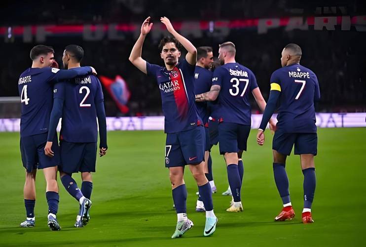 九州官方网站-包含巴黎圣日耳曼火力全开，逆转横扫对手的词条