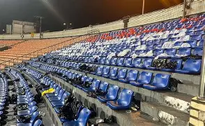 九州娱乐官网-阿贾克斯中场当选队长，积极带领球队(阿贾克斯中场当选队长,积极带领球队进攻)